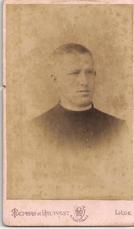 Retrato de un sacerdote