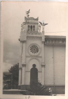 Basílica de Nuestra Señora de los Ángeles - Elevación principal, lado derecho