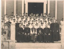 Foto grupal en el Seminario Menor en San Cristóbal Norte