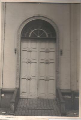Basílica de Nuestra Señora de los Ángeles - Puerta