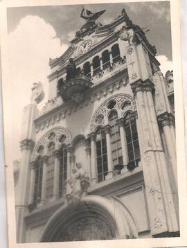 Basílica de Nuestra Señora de los Ángeles - Elevación principal