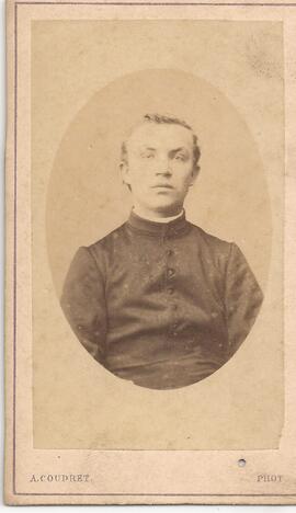 Sacerdote no identificado