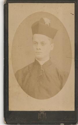 Sacerdote no identificado