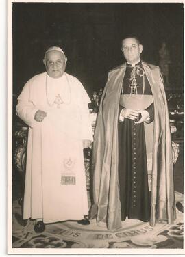 Carlos Humberto Rodríguez Quirós, Arzobispo de San José
Con el Santo Padre Juan XXIII