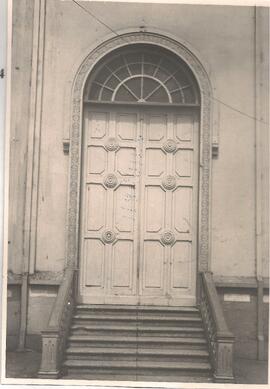 Basílica de Nuestra Señora de los Ángeles - Puerta