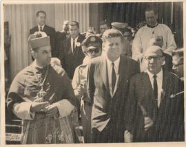 Carlos Humberto Rodríguez Quirós, don Francisco José Orlich Bolmarcich y el presidente estadounidense John Fitzgerald Kennedy.