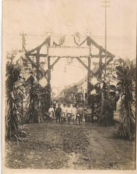 Arco en el I Congreso Eucarístico Nacional 1913