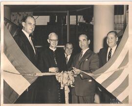 Rubén Odio Herrera y don José Figueres Ferrer en una celebración con motivo de la llegada de Pan American World Airways a Costa Rica