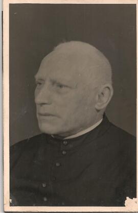 Sacerdote no identificado